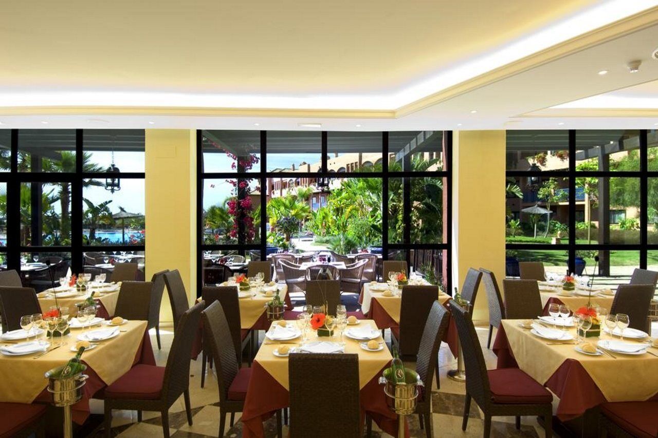 Hotel Oh Nice Caledonia Estepona Ngoại thất bức ảnh